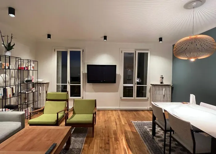 Elegance & Charm In Heart Of Paris Daguerre