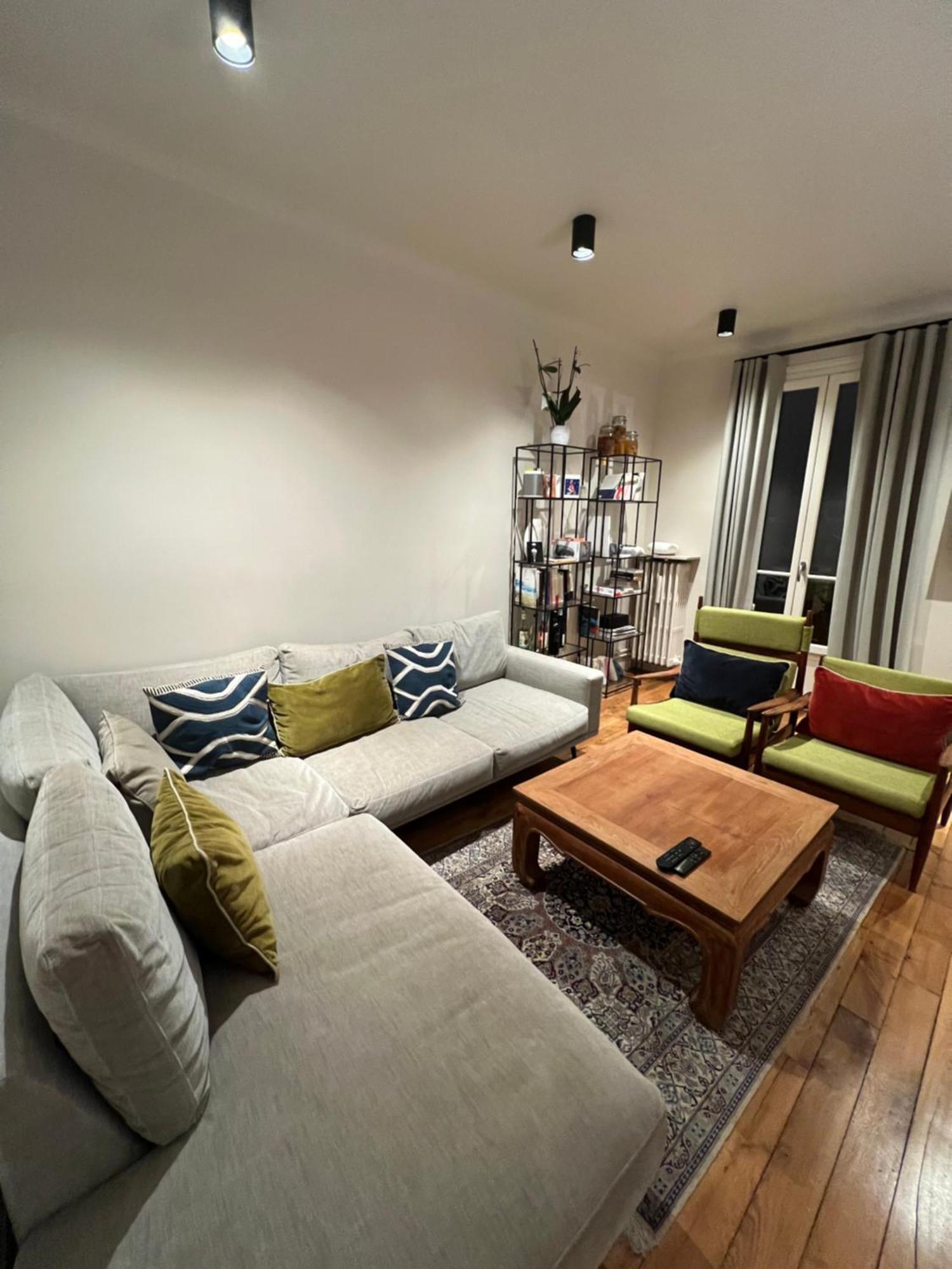 Elegance & Charm In Heart Of Daguerre Appartement Parijs